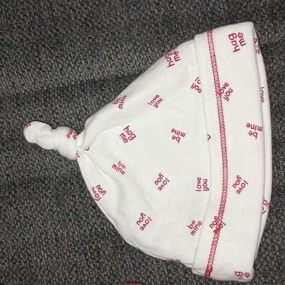 Valentines hoody and hat - Picture 2 of 4